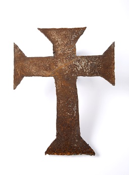 Steel Maltese-style cross, gift of Luis Mendes. Photo: Matt Flynn. 