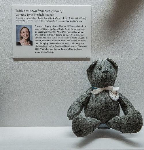 Vanessa Lynn Przybylo Kolpak's memorial tribute bear. Photo by Jin S. Lee, 9/11 Memorial.