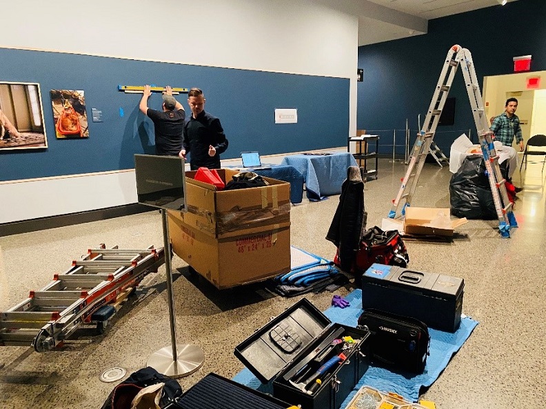 A photo of the installation of "K-9 Courage" exhibition.